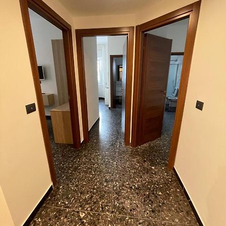 Due Passi Dal Mare Hotel Savona Eksteriør billede