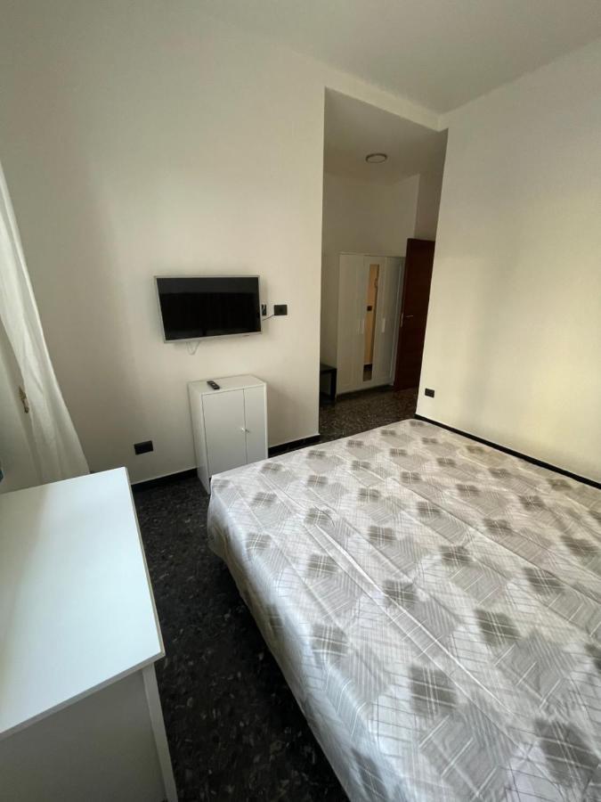 Due Passi Dal Mare Hotel Savona Eksteriør billede