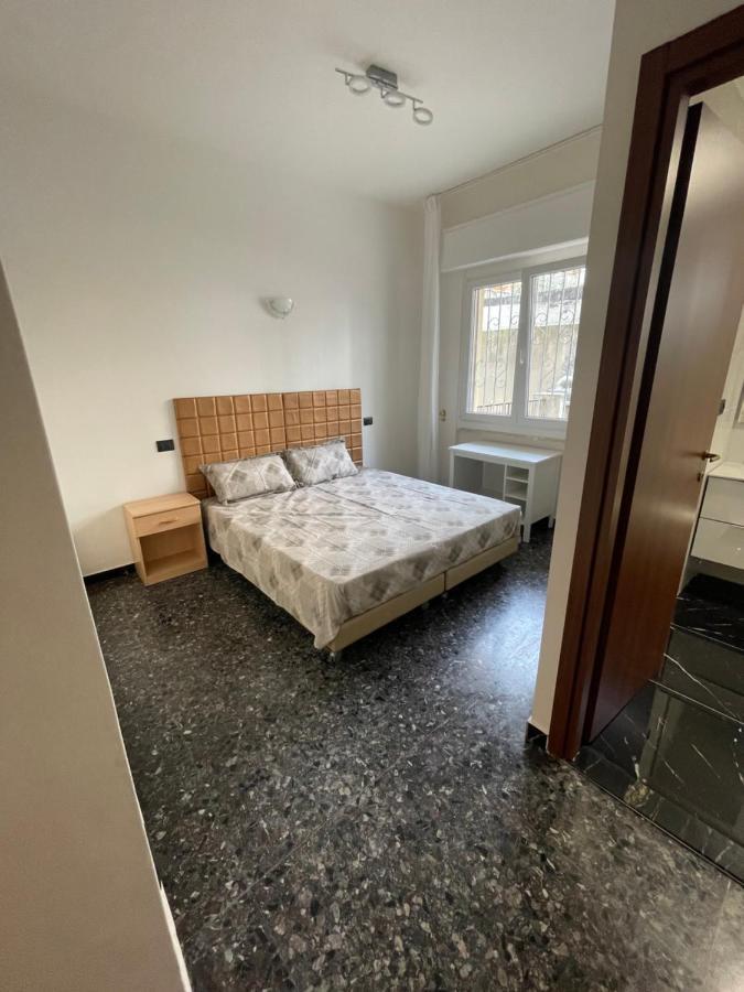 Due Passi Dal Mare Hotel Savona Eksteriør billede
